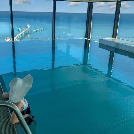 First Im First Sellin, Penthouse Paradies Am